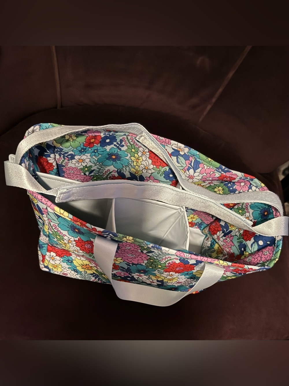 Vera Bradley Lighten Up Everything Organizer Bag. EUC